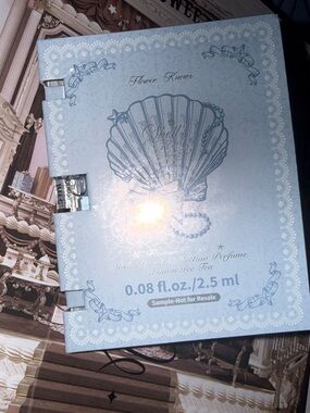 Flower Knows Shell Collection Perfume Sample in Lemon Ice Tea